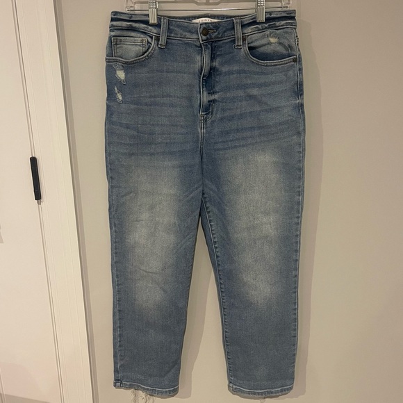 Eunina Jeans - Picture 1 of 3